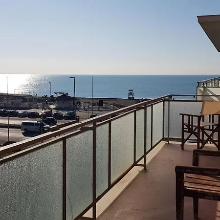Sea View Apartment Lido di Ostia